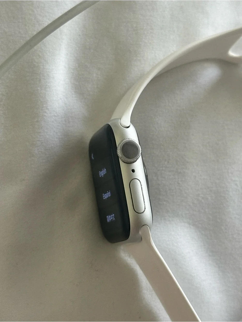 Apple Watch (White) with White Sport Band and USB Magnetic Charger